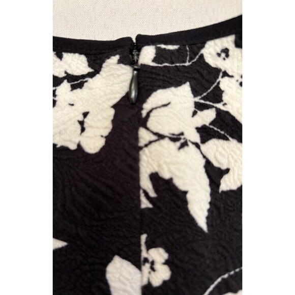 MAGGY LONDON Sheath Dress Size 8 Black White Floral Knee Length Sleeveless NWT - Picture 11 of 16